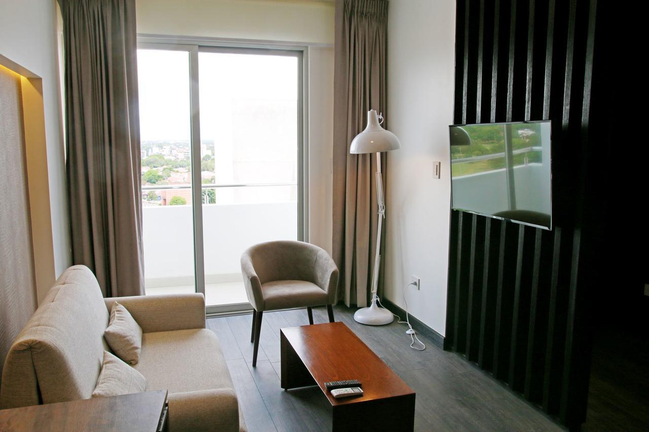 Urban Suites Apart Hotel Santa Cruz de La Sierra Exterior foto